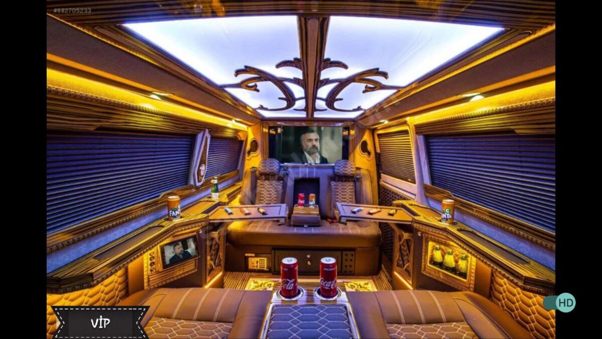 Удобный чистый микроавтобус