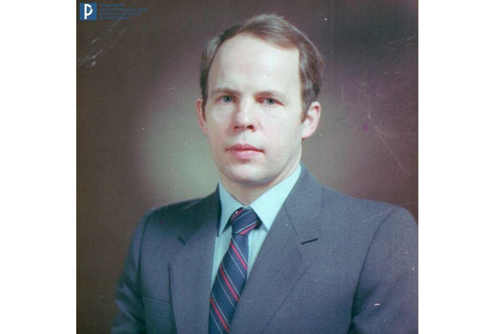 Летчик-космонавт СССР А.Я. Соловьев. 1987 г. РГАНТД. Арх. № 1-3186 цв.