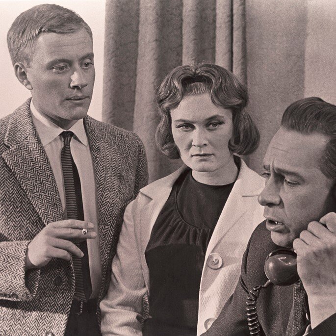 " Берегись автомобиля"