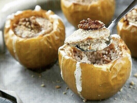 Готовим чизкейк в яблоке