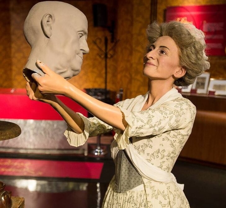 Восковая фигура: мадам Тюссо за работой