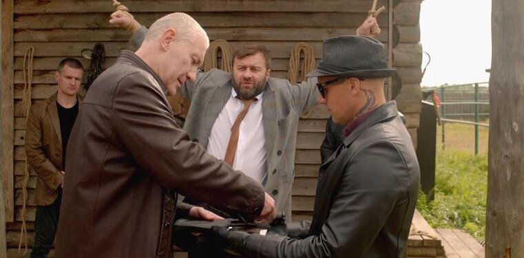 кадр из сериала "Полярный" (2019 - ...)