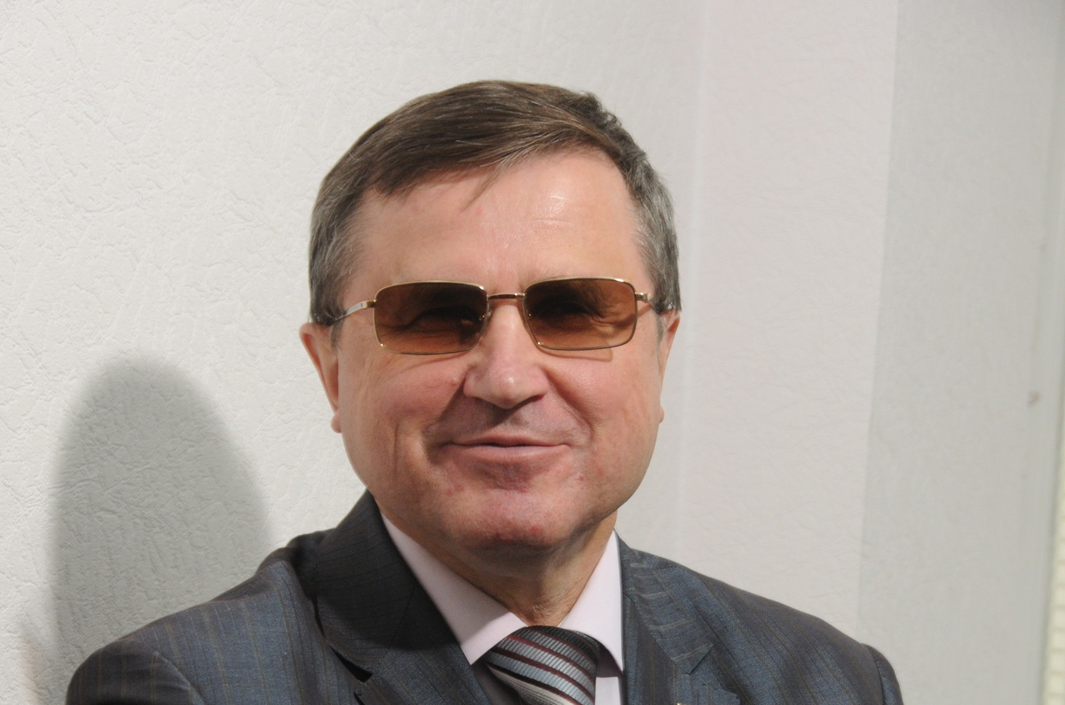 О. Смолин. Кадр с личной страницы в VK