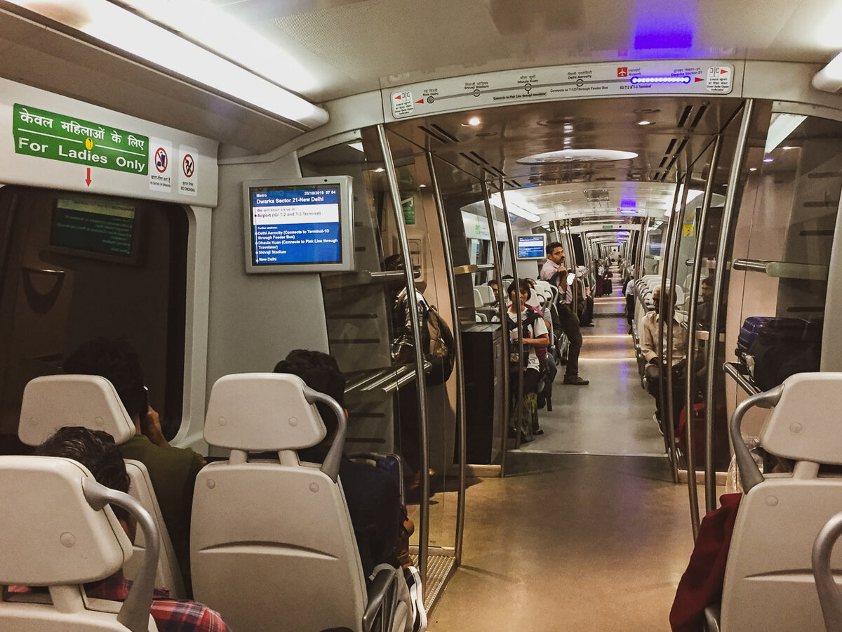 Метро Дели. Автор: ontheroad.press