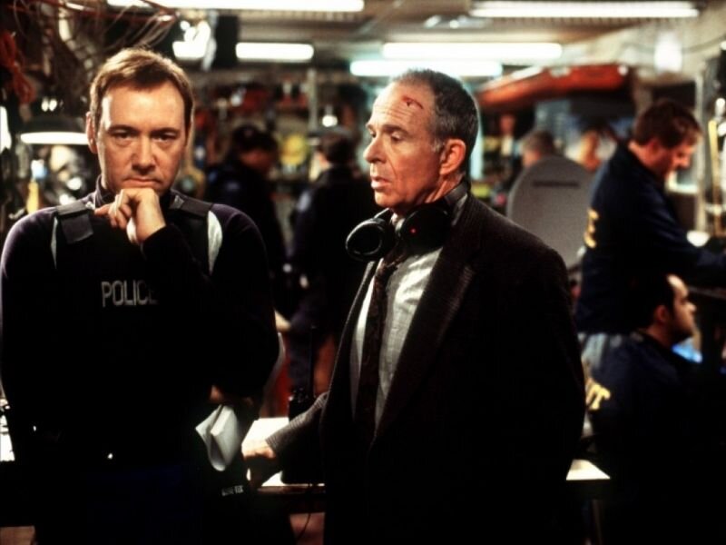 Кадры из фильма