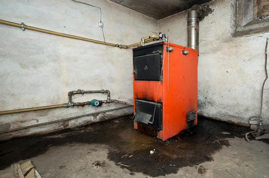 Потек, но не взорвался. 