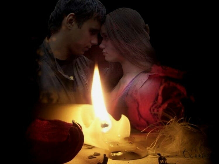 Важно выяснить и то, как узнать, что подействовал приворот. Если обряд был совершен практикующим магом, то девушка почувствует необъяснимую симпатию к тому, кто ее приворожил. Причем, ранее пылких чувств она не проявляла. Самой тяжелой формой проведенного магического ритуала является потеря контроля над собой: воля человека полностью подчинена словам и действиям другого.