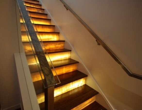 Светодиодная подсветка лестницы - блог интернет-магазина Русская лестница в Москве