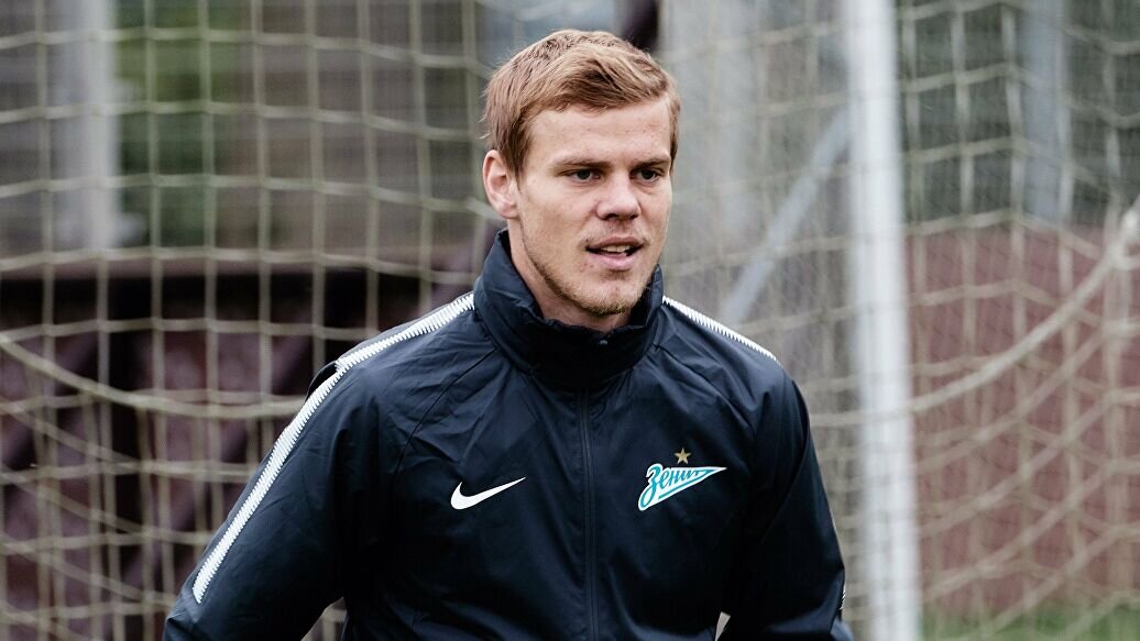 Александр Кокорин на тренировке «Зенита»