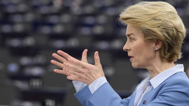 Президент Европейской комиссии Урсула фон дер Лейен ранее ставила под сомнение цель Бориса Джонсона достичь всеобъемлющего соглашения к концу года