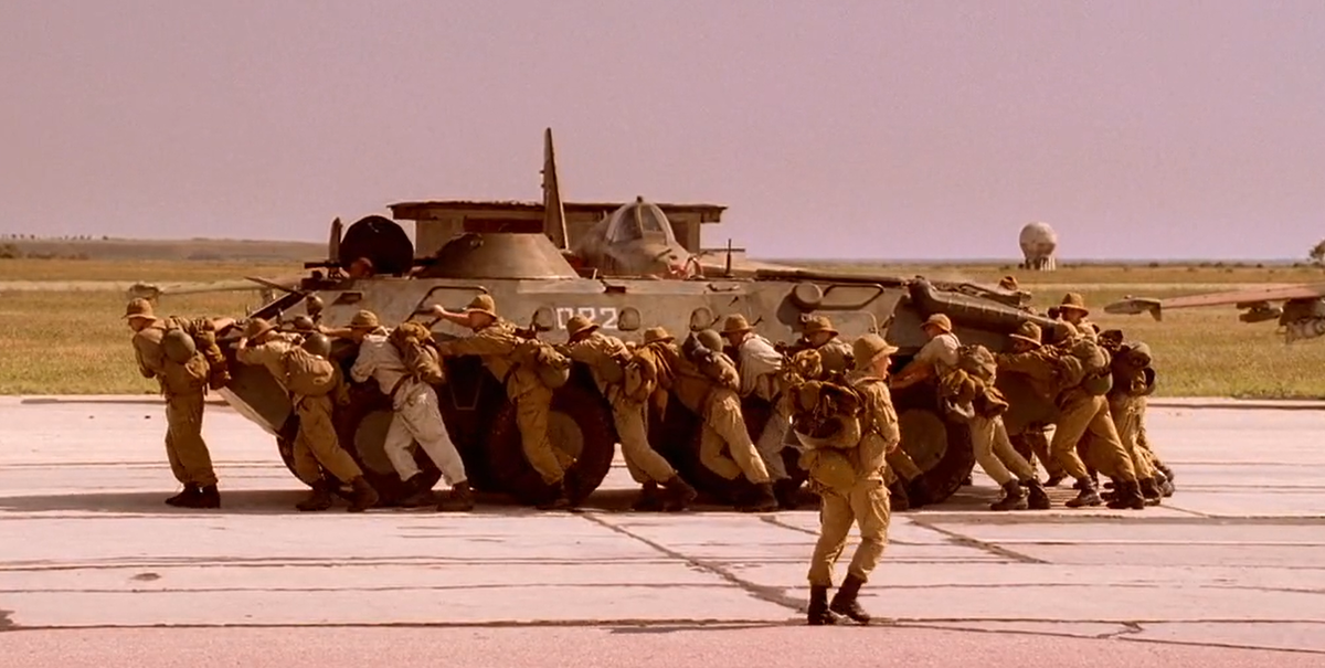 Момент из фильма «9 Рота»