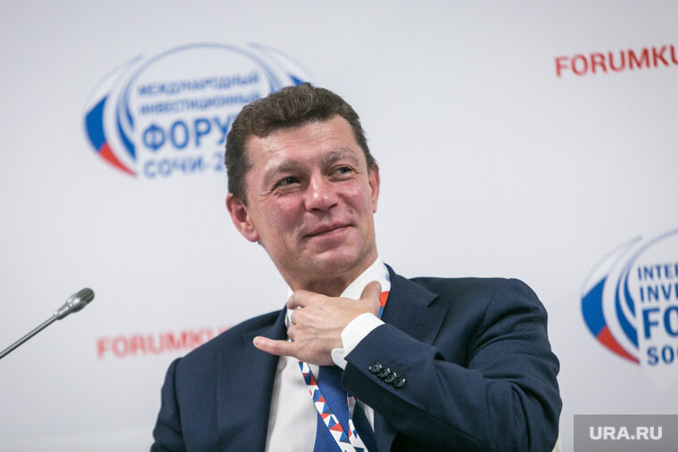 По словам Максима Топилина, в среднем прибавка к пенсии составляет тысячу рублей https://s.ura.news/760/images/news/upload/articles/270/545/1036270545/243897_Mezhdunarodniy_investitsionniy_forum_Sochi_2016_vtoroy_deny_Sochi_topilin_maksim_250x0_5617.3754.0.0.jpg
