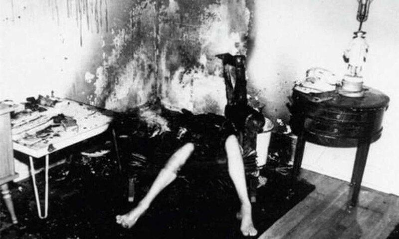 Самопроизвольный взрыв человеческого тела 

