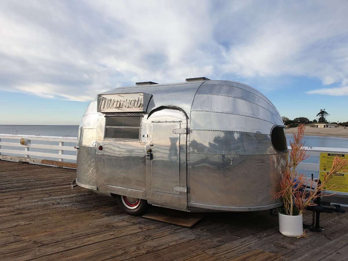 Личный фотоархив. Фудкорт на причале, США.