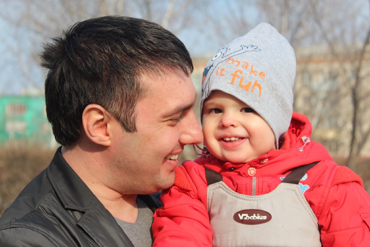 Мой странный отец дорама. Брэндон брюс ли. Сон чжун ки и его дети. Развлечение легко ли быть папой. Любовь к ребенку.