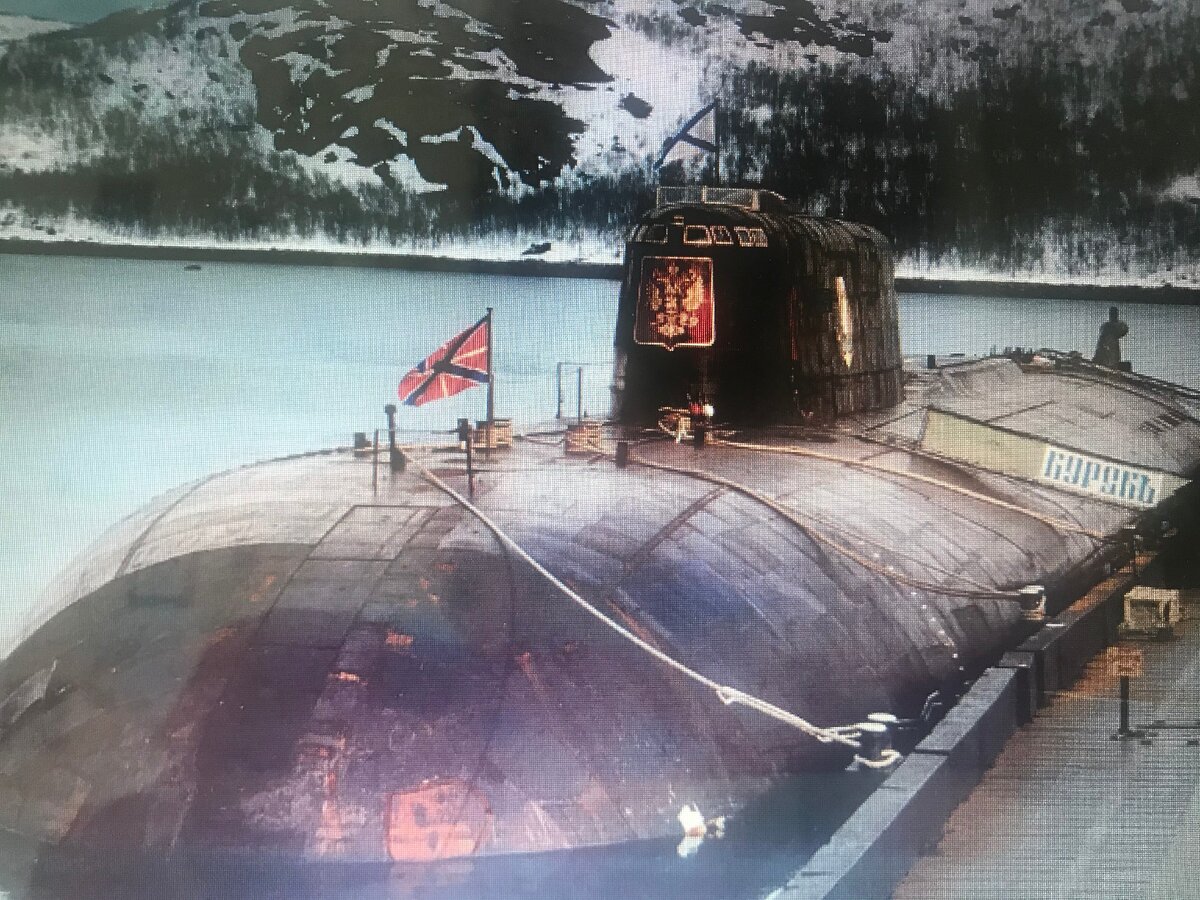 Курская лодка подводная потонула. Курск лодка. Затонувшие подлодки во Владивосток. Трагедия подводной лодки Курск.