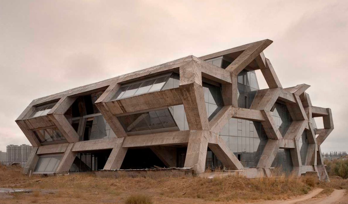 12 пугающих снимков безлюдных городов Китая Фотограф Кай Каеммерер