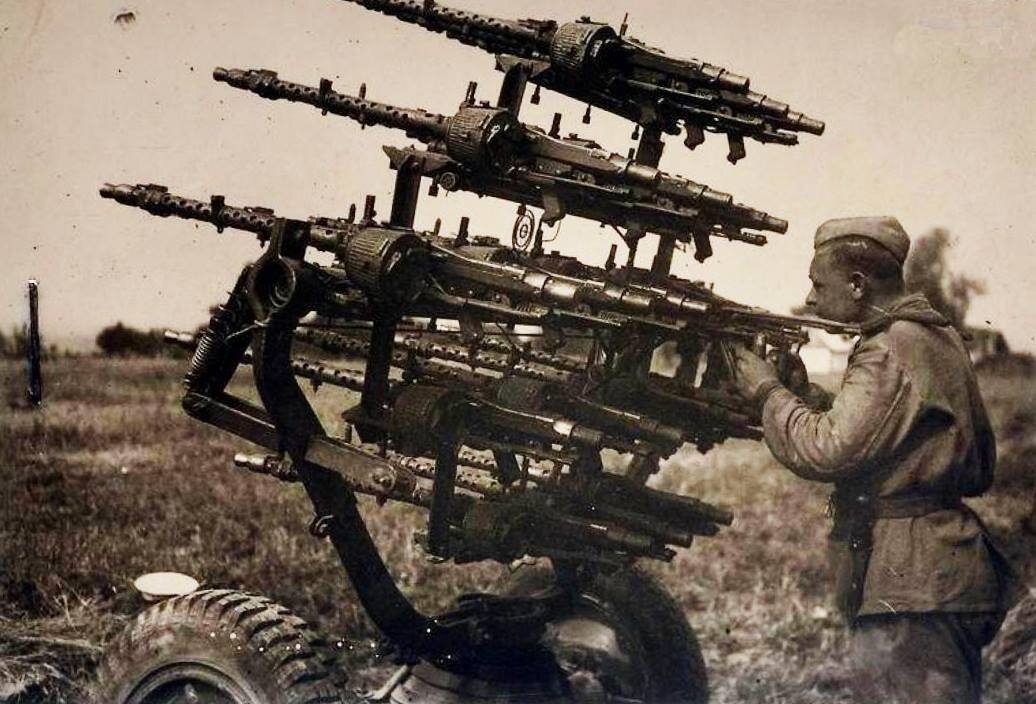 Установить войну. MG 34 зенитный. Немецкий пулемёт второй мировой MG-34. Зенитка MG 34. Мг-34 пулемет в РККА