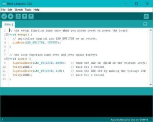 Когда мы подключаем плату Arduino к питанию, то внутри него начинается весьма бурная деятельность встроенных микропрограмм. Микроконтроллер сконфигурирован так, что при запуске системы управление получает программа-загрузчик. Первое, что делает загрузчик – проверяет в течение 1-2 секунд, не начнется ли от пользователя отправка новой программы. Если процесс перепрограммирования начат, то скетч загружается в память и управление отдается ему. Если новых программ нет, то загрузчик выполняет ранее сохраненную программу.
