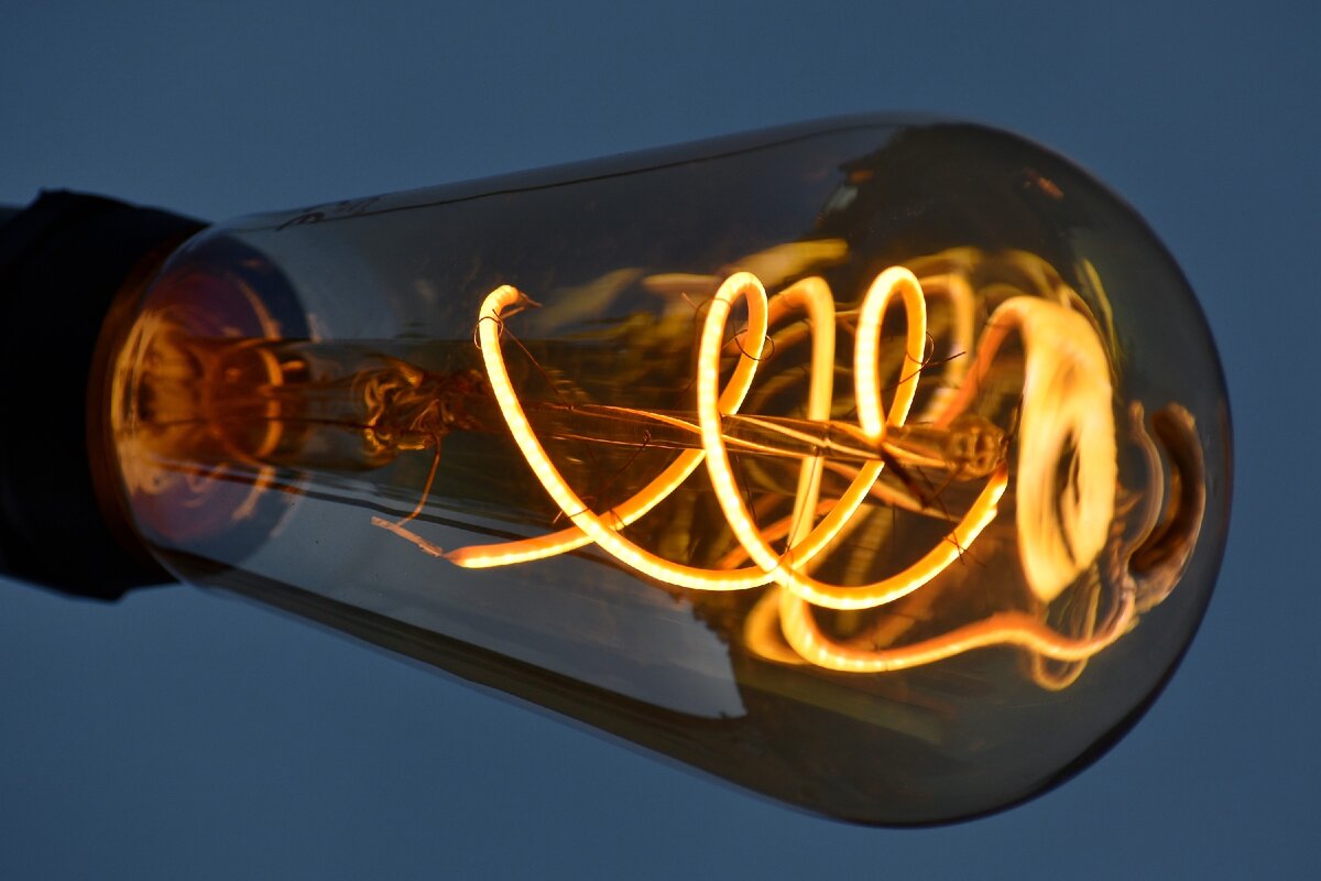 Мир без электроэнергии. Каким он был бы?