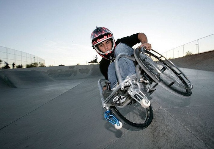 Дисклеймер : не в обиду колясочникам и инвалидам! Мы с вами в одной лодке )