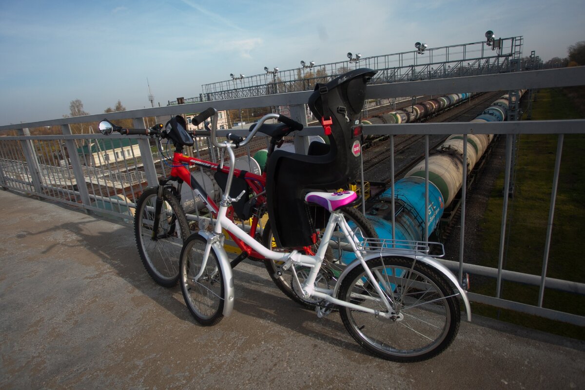 Обновленный АИСТ (42 года) и GT Avalache (14 лет)