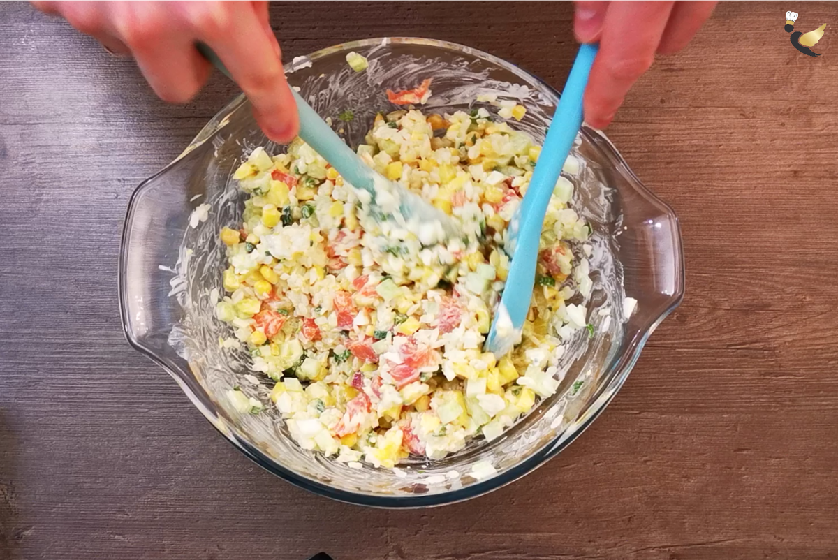 буржуйский салат с ананасом. 150 гр салата. праздничный салат буржуйский. салат буржуй овощной. салат буржуй рецепт.