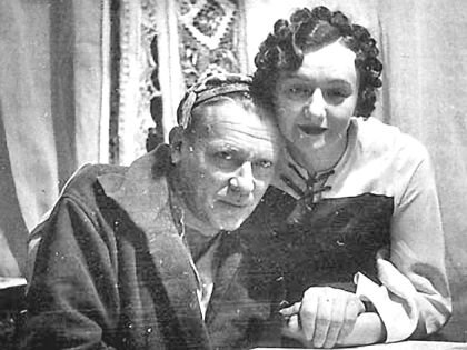 М. А. Булгаков с женой Е. С. Булгаковой