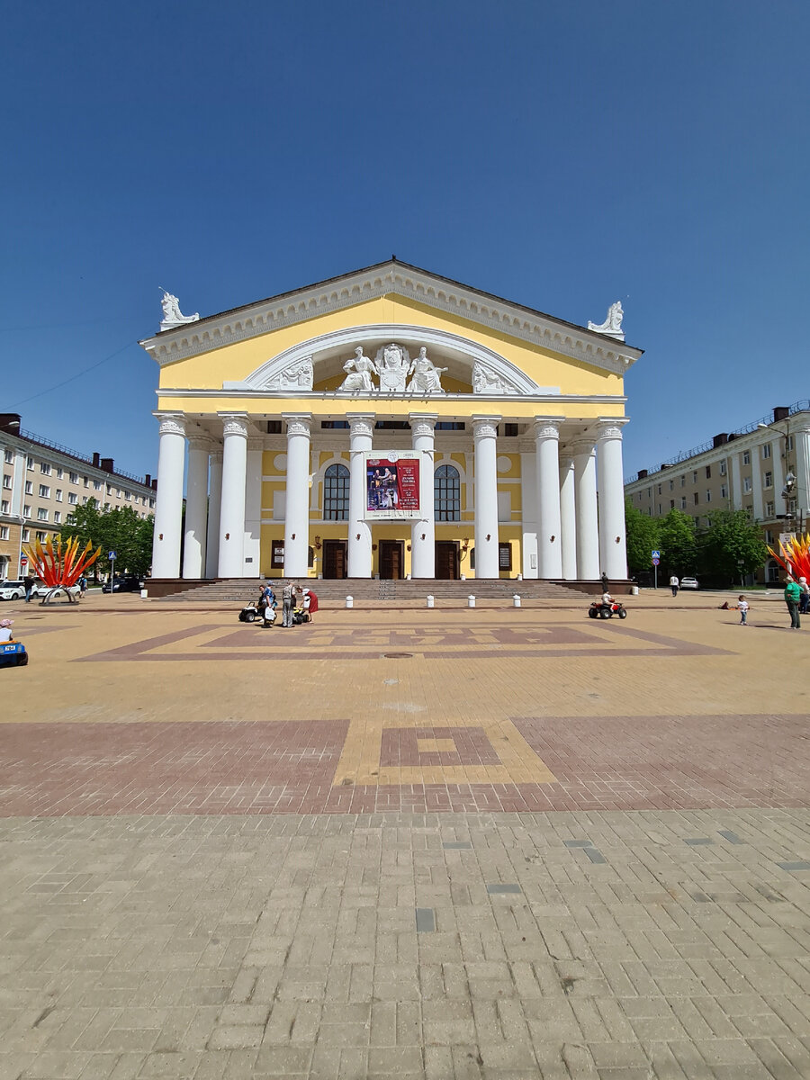 Драматический театр в центре Калуги