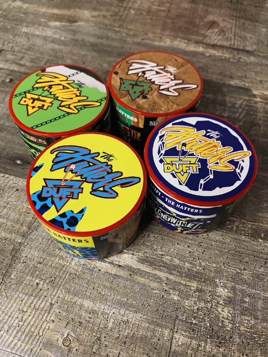 Продукт выпускается в банках 40 гр. и 200 гр.