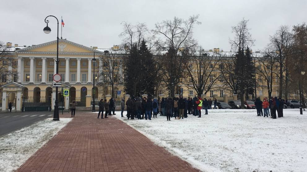 В Петербурге метростроители требуют выплаты зарплат за лето