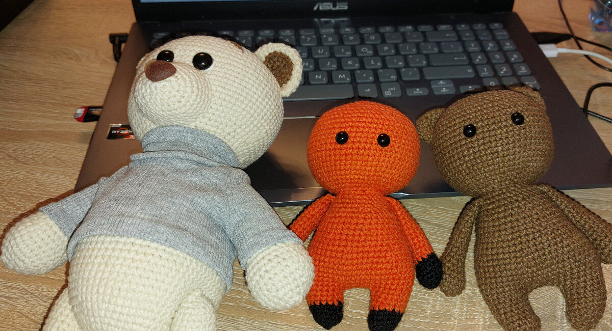 Вязание крючком. Игрушки крючком, мишка крючком,  лиса крючком.