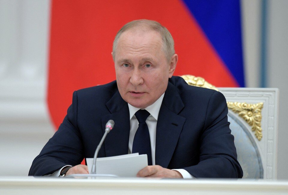     Владимир Путин  REUTERS