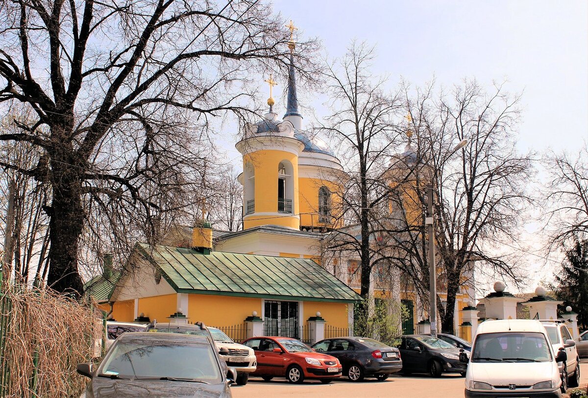 Покровский храм в Акулово. Храм Акулово Одинцово. Село Акулово храм Покрова Пресвятой Богородицы.