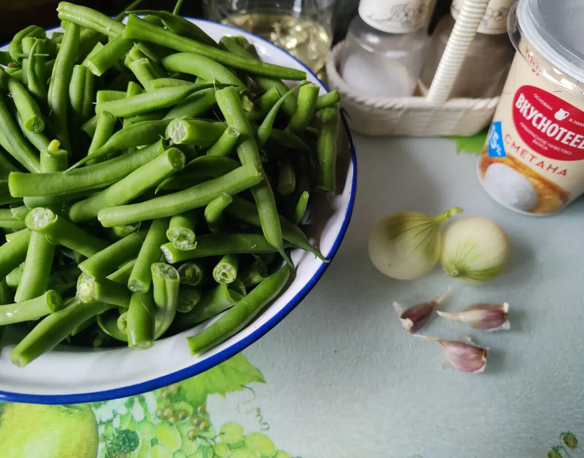 У меня только что собранная фасоль с огорода.