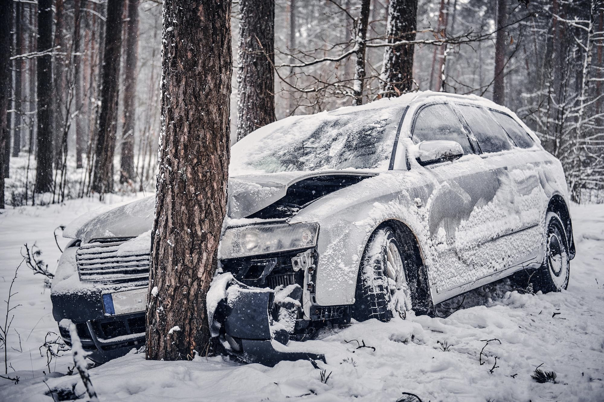     Насколько страшен занос автомобиля и как с ним бороться Фото freepik.com