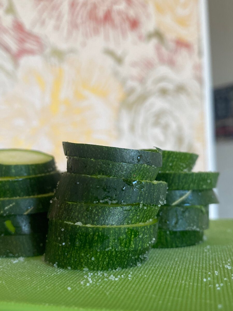 Фото кабачка в первоначальном виде не было сделано 😒