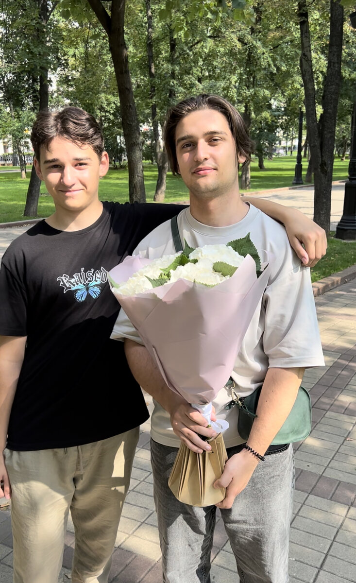 В кадетский корпус пошел по стопам старшего брата