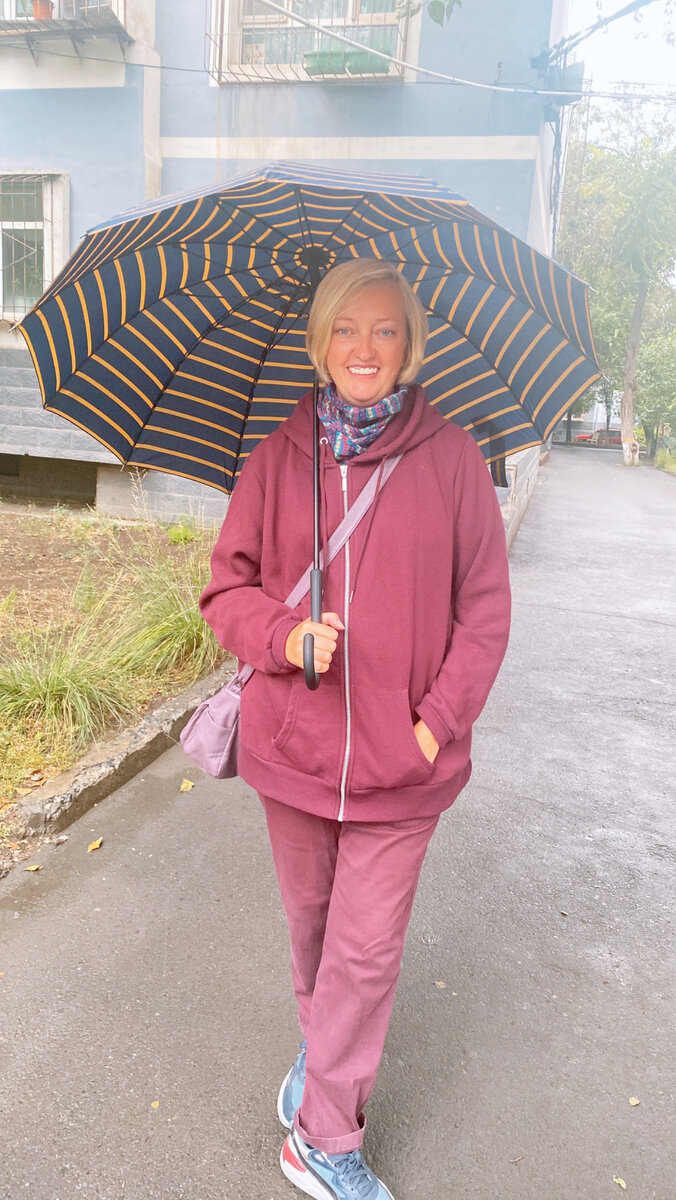 Это я и мой новый зонтик