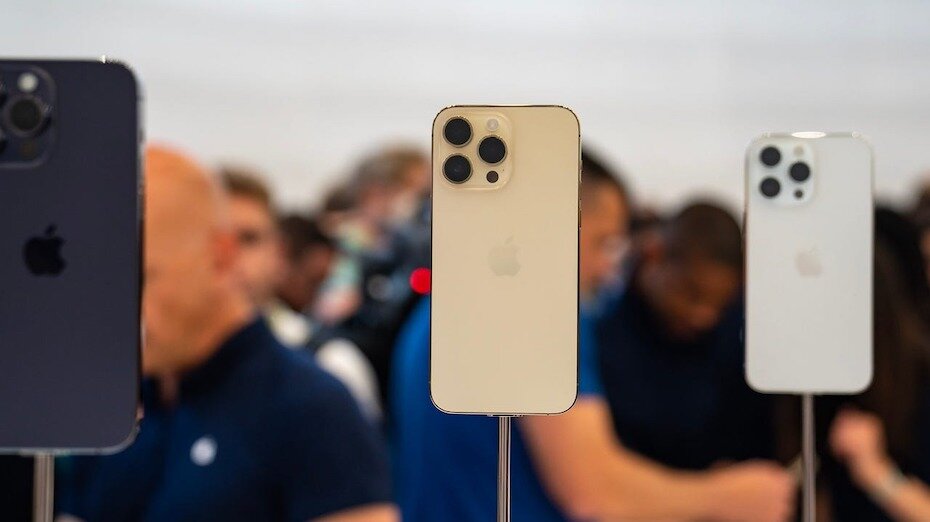    iPhone