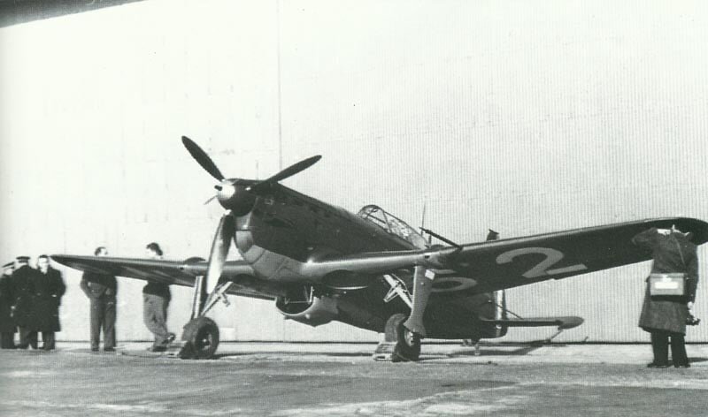 После ставшей привычной серии высокопланов, Morane-Saulnier тайно от государства создали MS 405 в соответствии со спецификацией 1934 года французских Army de l'Air (ВВС).-2