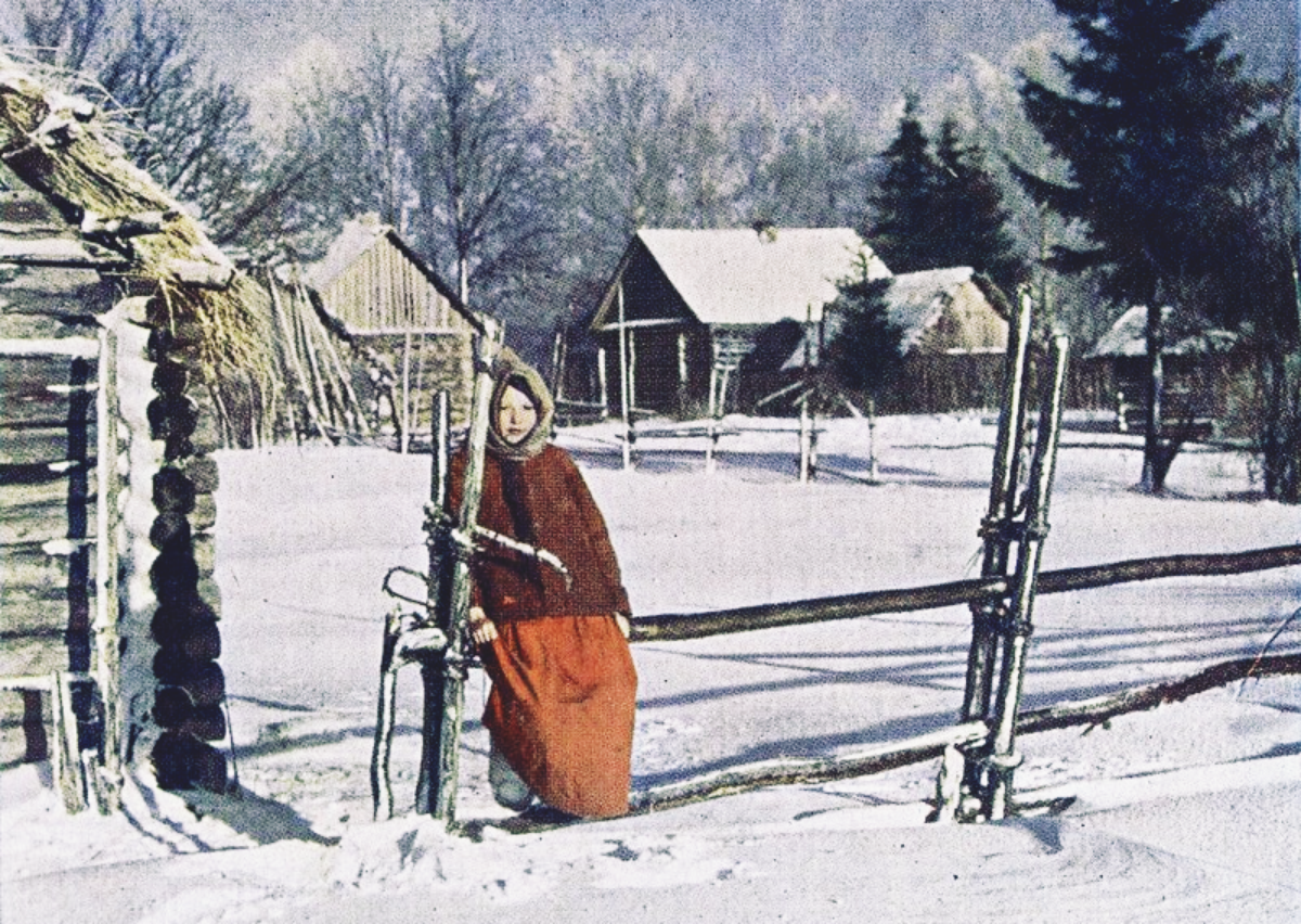 Россия 100 лет назад фото. Первая цветная фотография. Первая цветная фотография в России. Фото фотографии которые сделаны больше 100 лет назад.