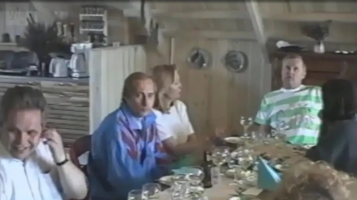 Владимир Путин и Анатолий Собчак. Фото: кадр из видео