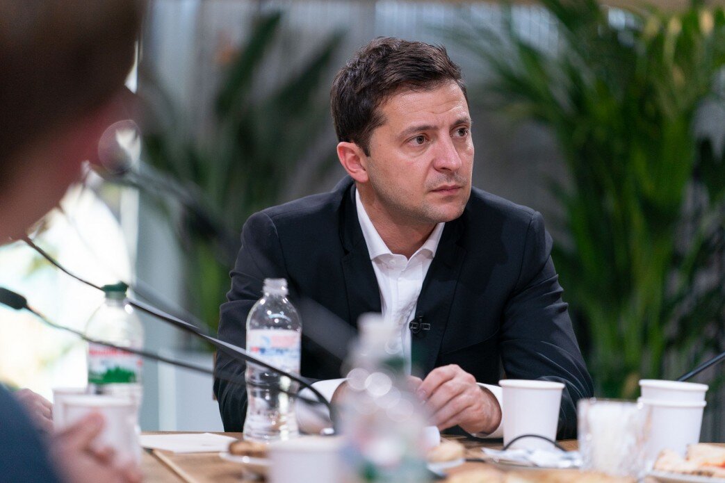 Президент Украины Владимир Зеленский на встрече с журналистами