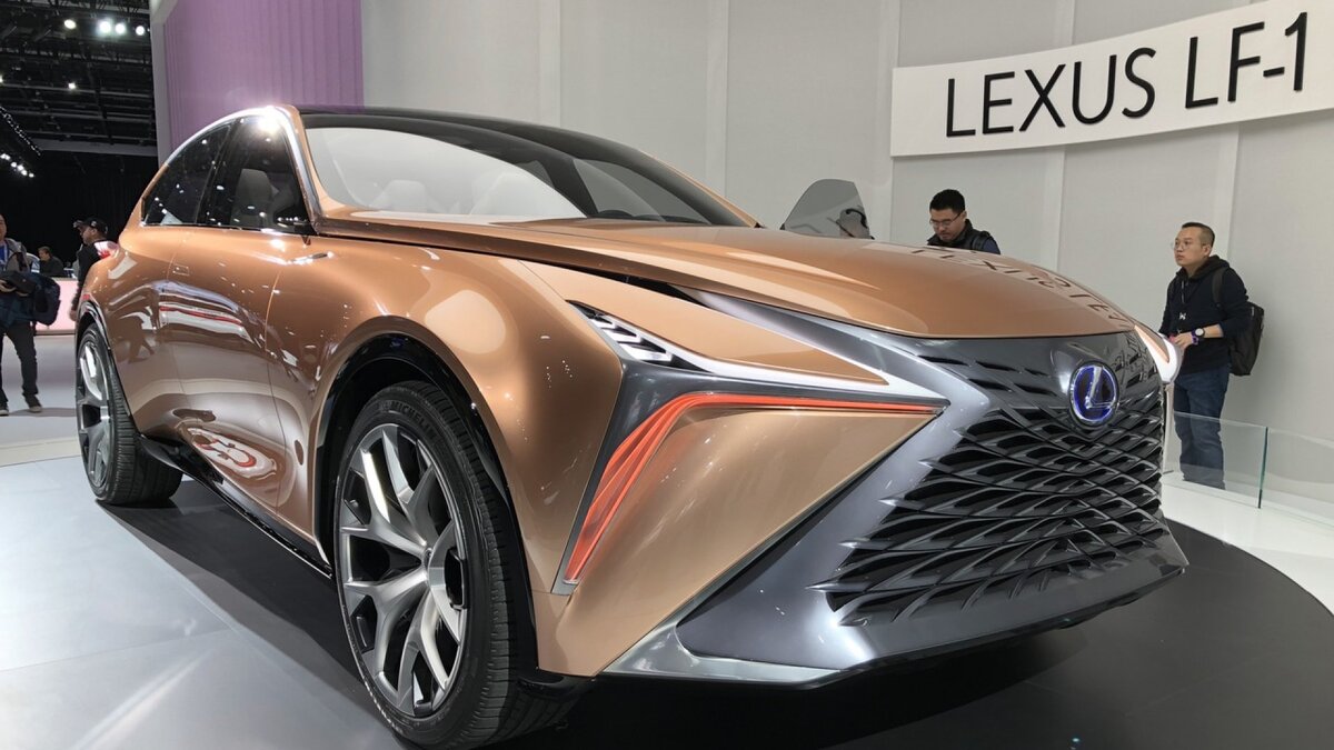 Новинки авто. Lexus LF кроссовер. Лексус Ламборджини. Lexus LF-1 Crossover салон. Мерседес Лексус 2020.