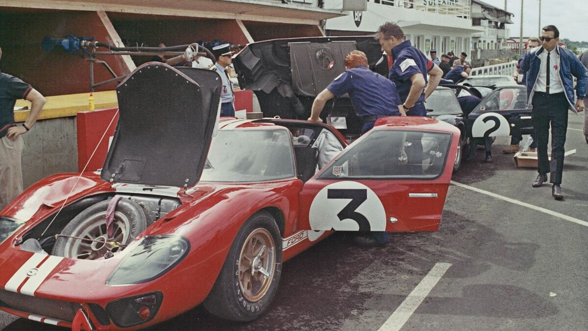 Дэн Герни Ford gt40