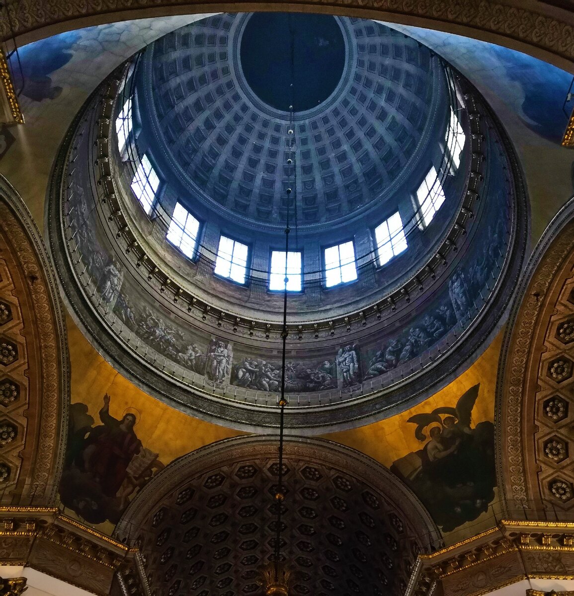 Riga Dome Cathedral inside