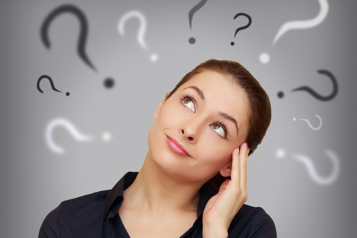 человек повторяет чужую идею картинки. задуматься о жизни. женщина задумалась. девушка мечтает. ваши мысли цитаты.