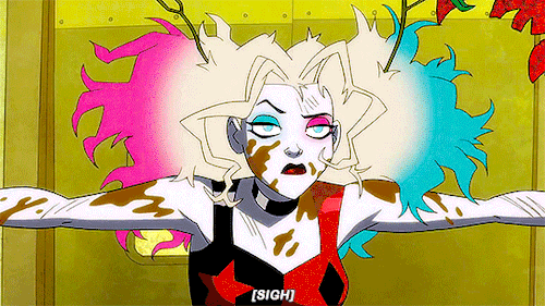 После очередного провала Харли понимает, что без команды ей не обойтись. 