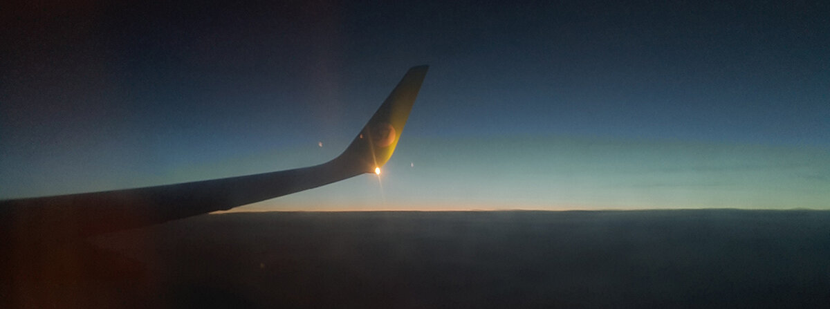 Ночной перелет.  (фото Hello Derevnia)